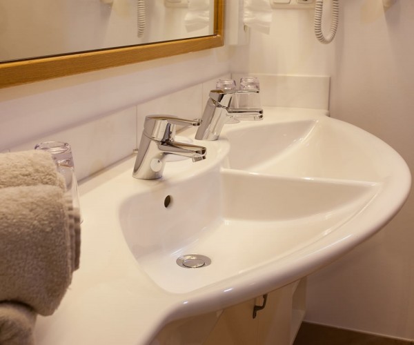 Waschbecken im Badezimmer
