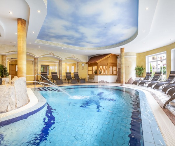 Indoorpool in unserem Aparthotel im Salzburger Land, Österreich