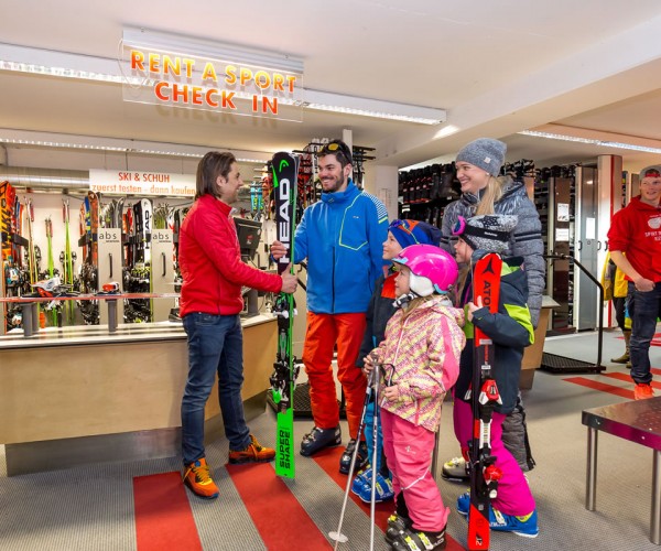 Skiverleih für die ganze Familie in Kleinarl