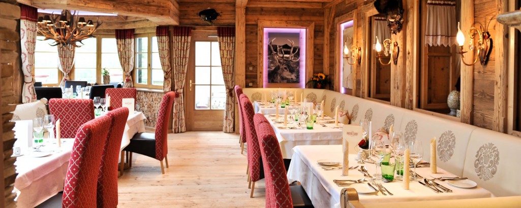 Das Restaurant für Ihr Verwöhnwahlabendmenü im Partnerhotel direkt nebenan in Kleinarl