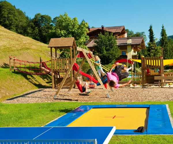Trampolin, Rutschen, Klettern - hier gibt es so viele Möglichkeiten!